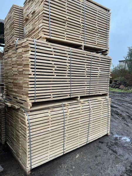 Oak board lumber